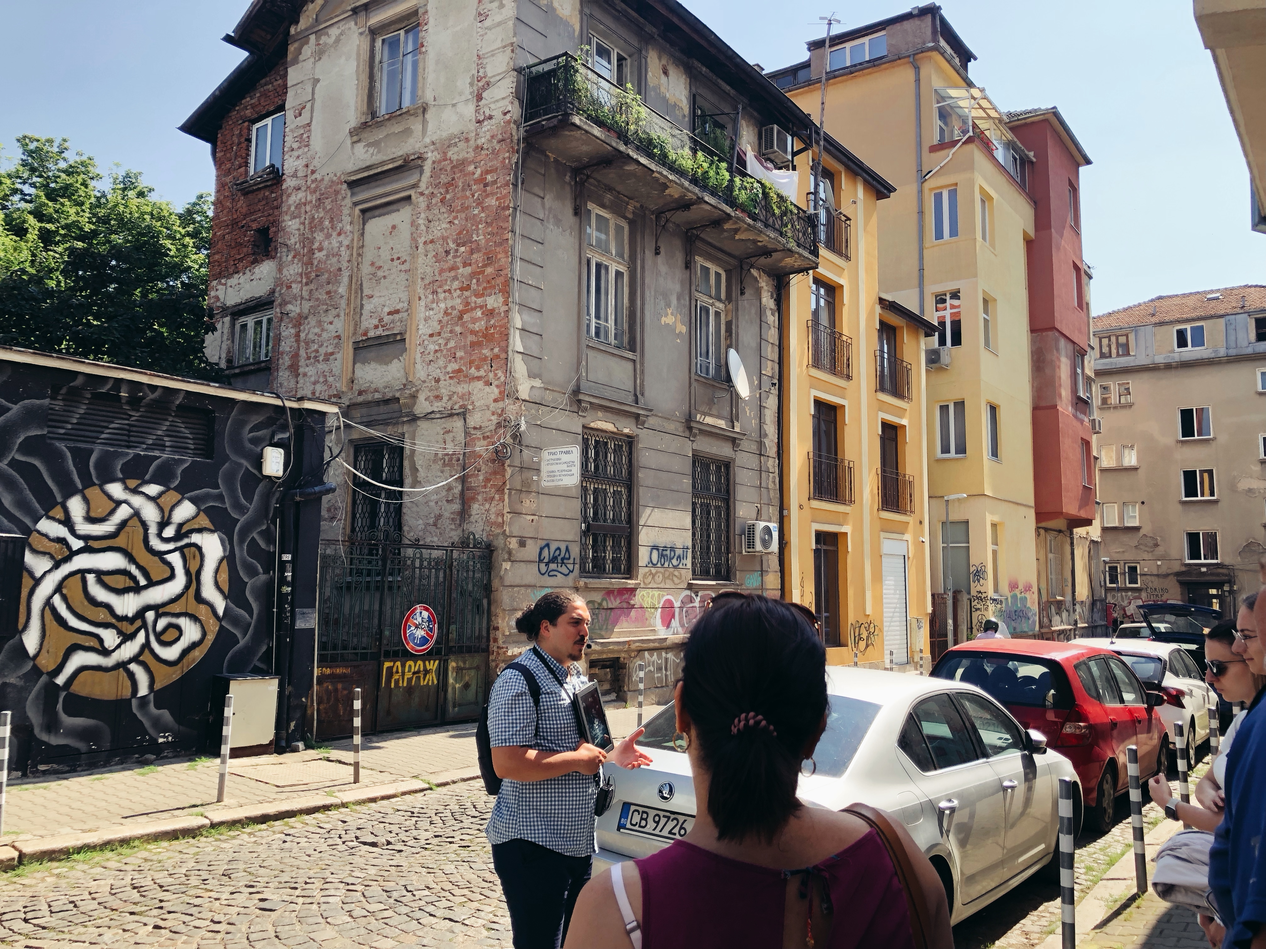 Обиколка из „Квартала на писателите“ с Бохемска София